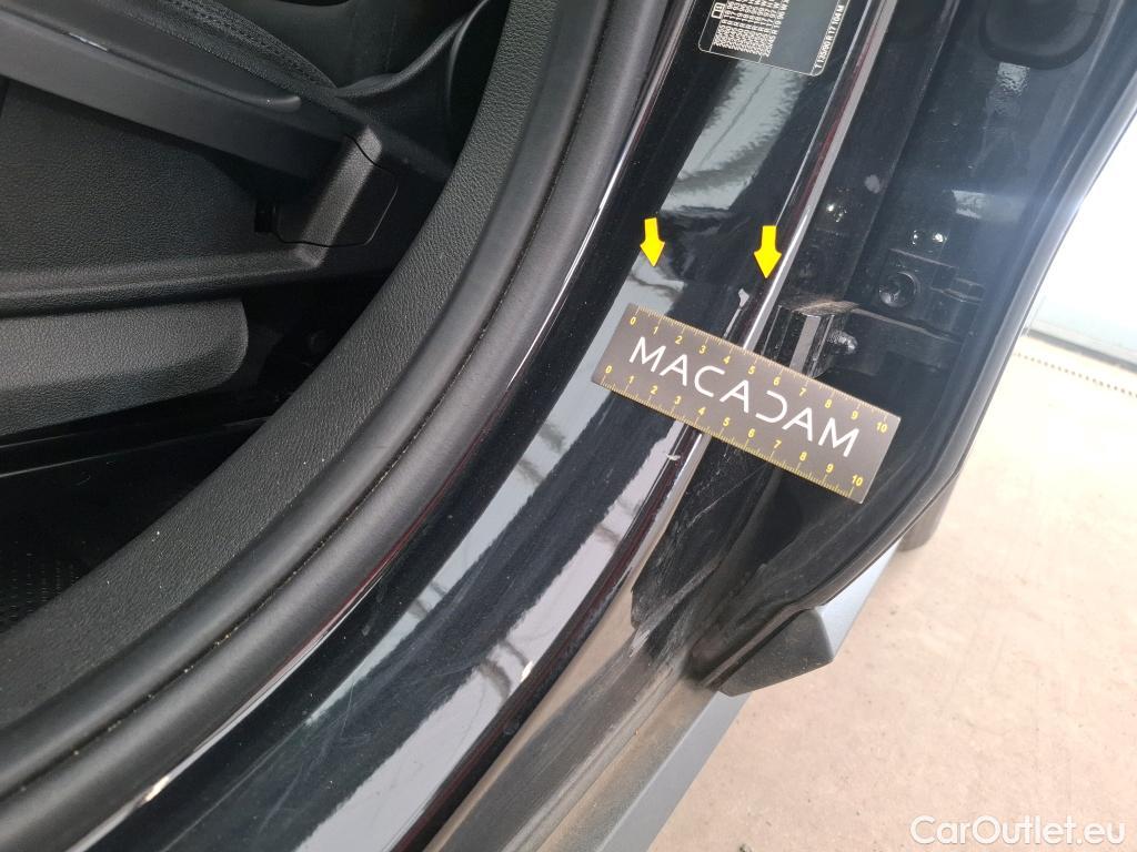  Bmw  X1 BMW  / 2019 / 5P / SUV sDrive18i Business Design DKG7 #32