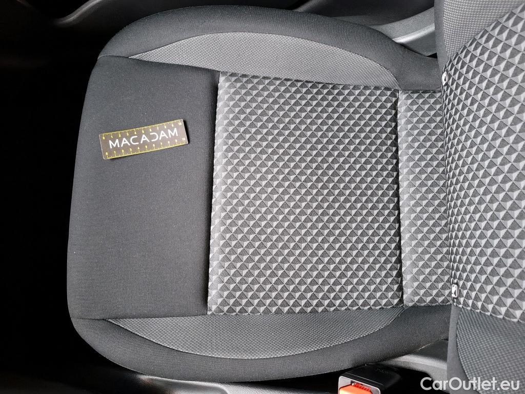  Nissan  Micra NISSAN  / 2016 / 5P / Berline IG-T 92 Business Edition #9