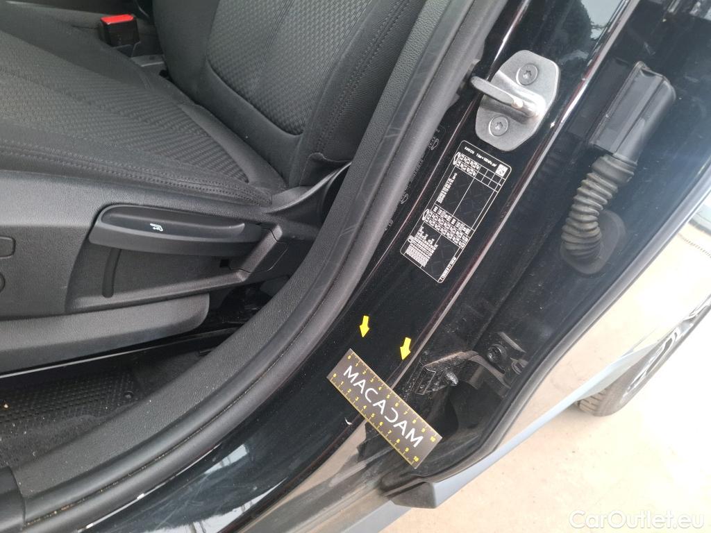  Bmw  X1 BMW  / 2019 / 5P / SUV sDrive18i Business Design DKG7 #31