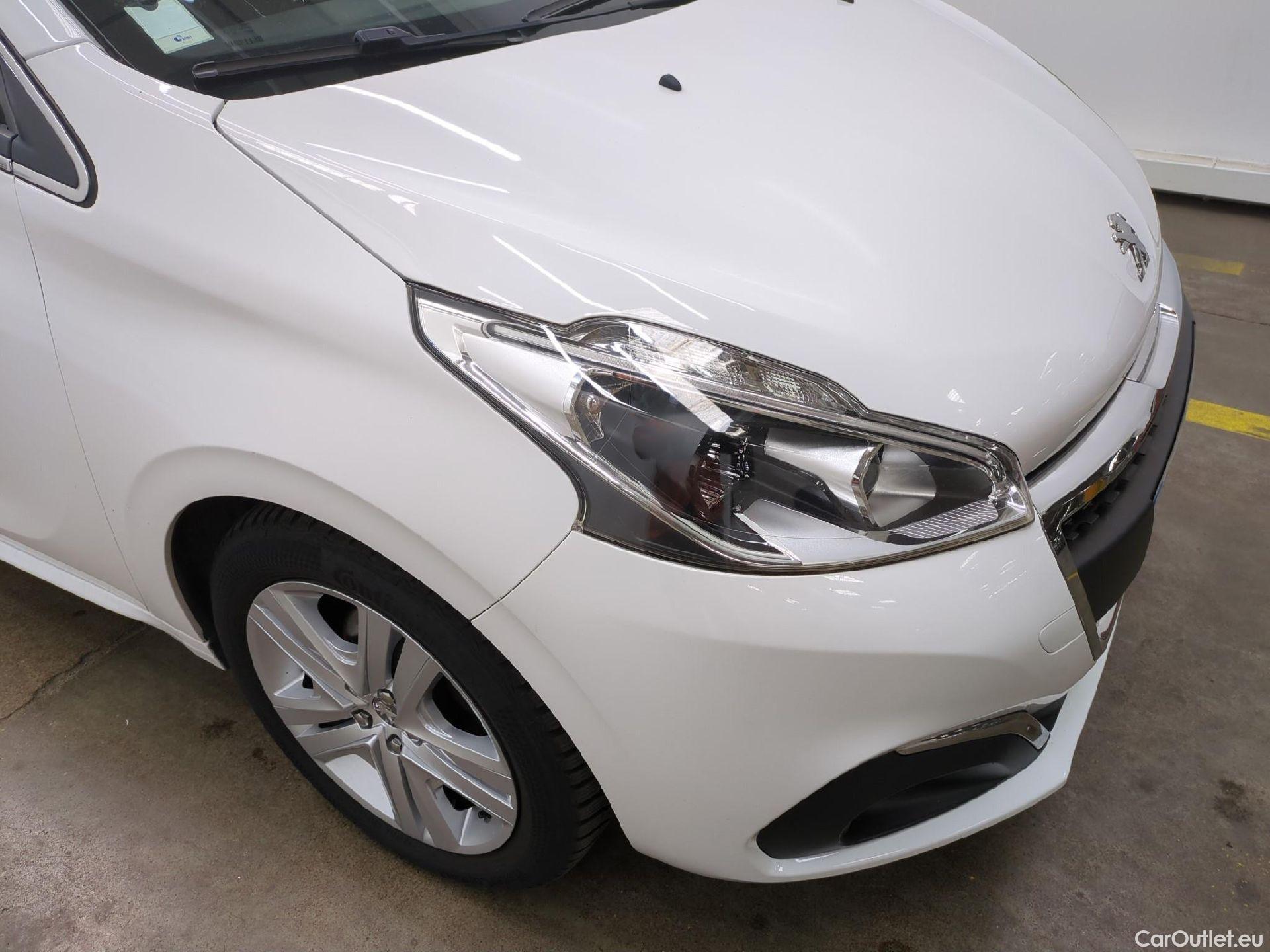  Peugeot  208  Allure Business 1.2 PureTech 110CV BVM5 E6 #12