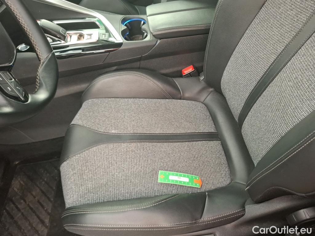  Peugeot  5008  Allure Business 1.5 HDi 130CV BVA8 E6dT #9