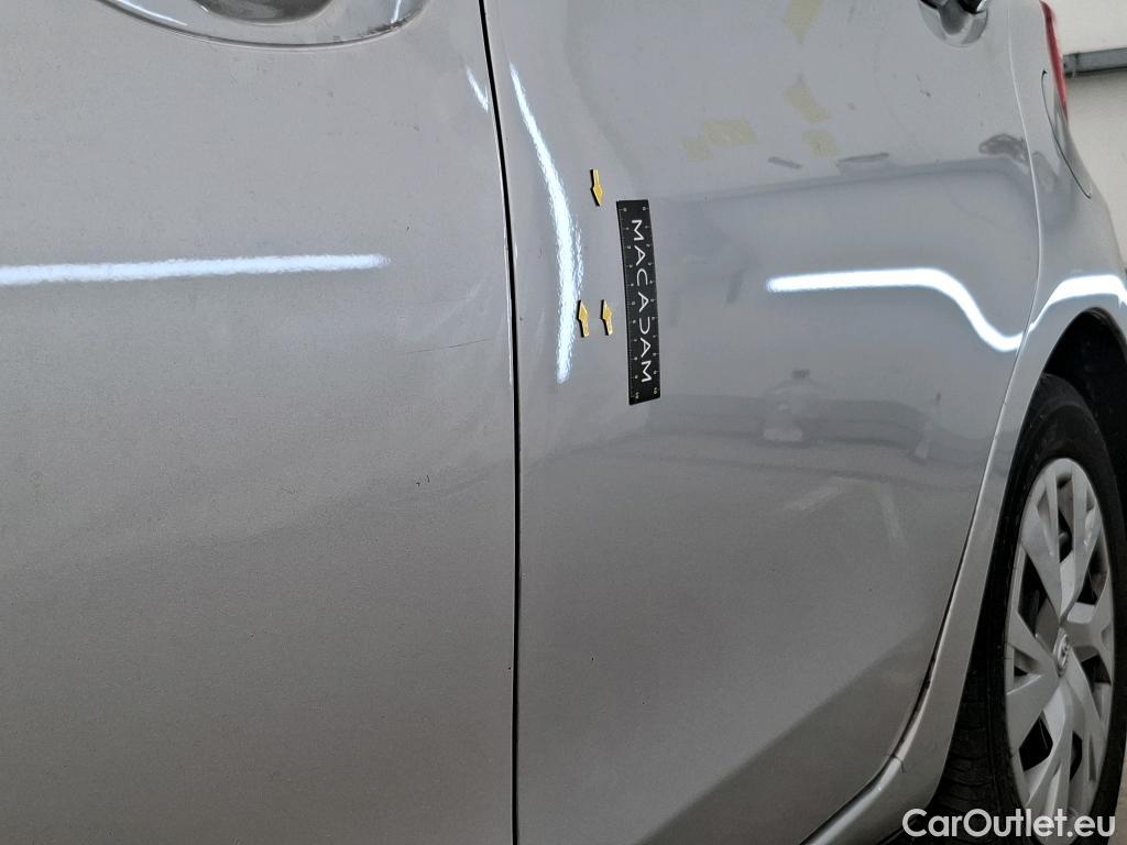  Toyota  Yaris TOYOTA  Hybride / 2017 / 5P / Berline 1.5 VVT-I HYBRID France Business #30
