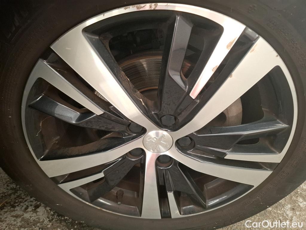  Peugeot  5008  Allure Business 1.5 HDi 130CV BVA8 E6dT #25