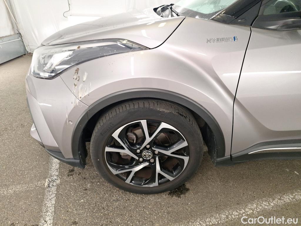  Toyota  C-HR TOYOTA  / 2016 / 5P / SUV 2.0 HYBRIDE 184 COLLECTION #50