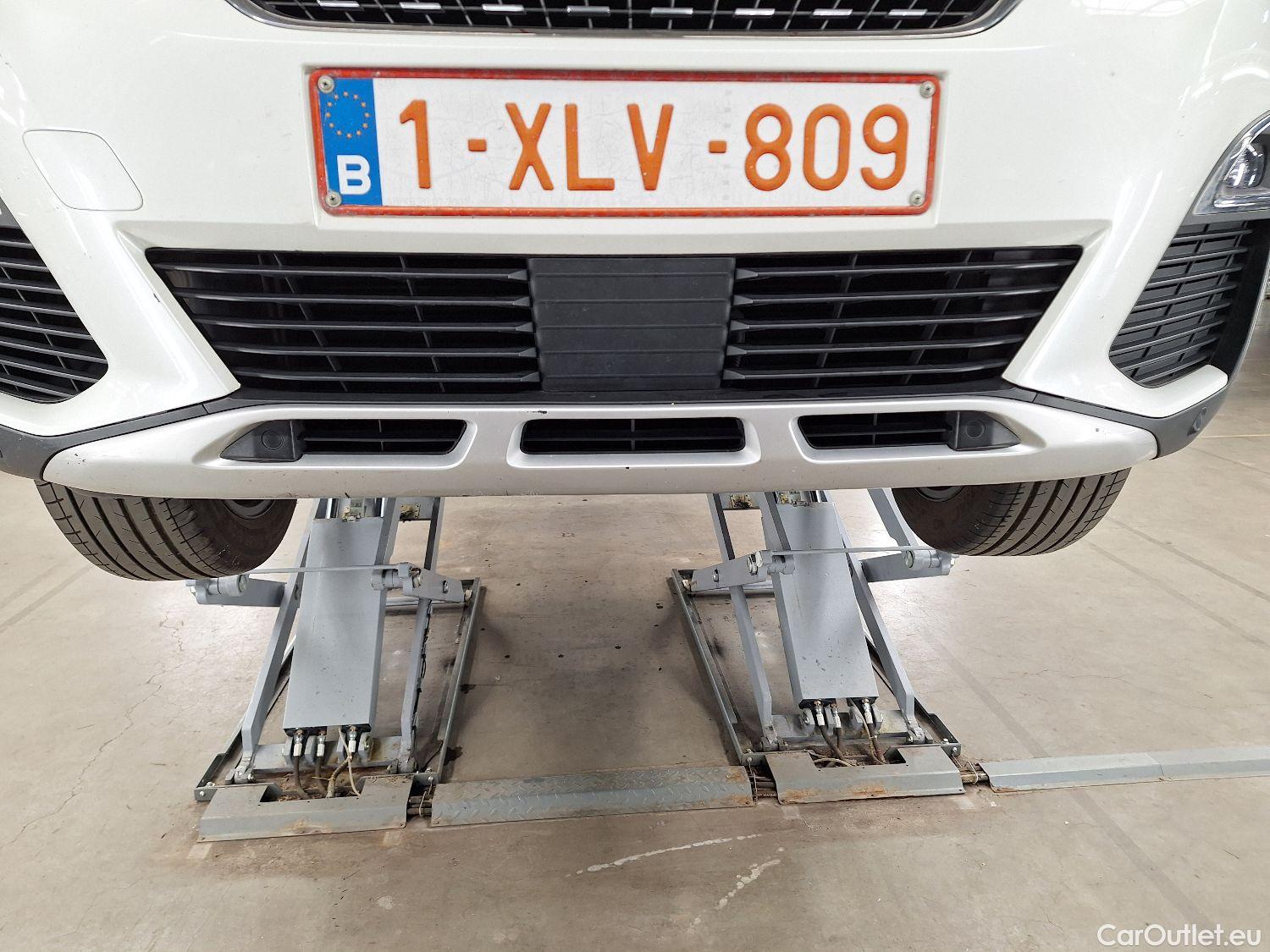  Peugeot  5008 Peugeot,  '16, Peugeot  1.2 PureTech 96kW S&S GT Line 5d 7pl #11