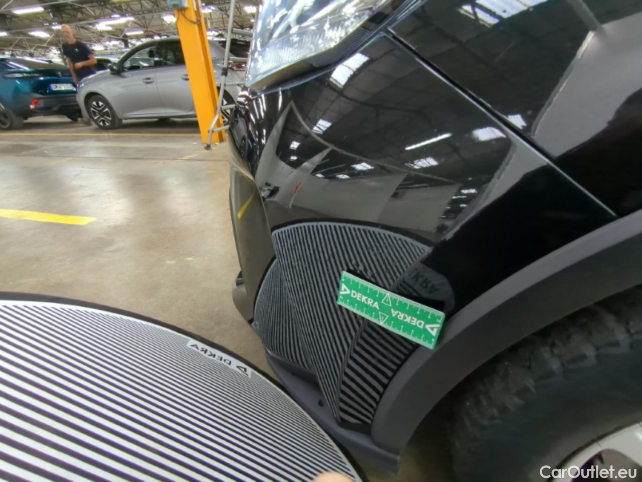  Toyota  C-HR TOYOTA  / 2016 / 5P / SUV 1.8 HYBRIDE 122 DYNAMIC BUSINESS #32