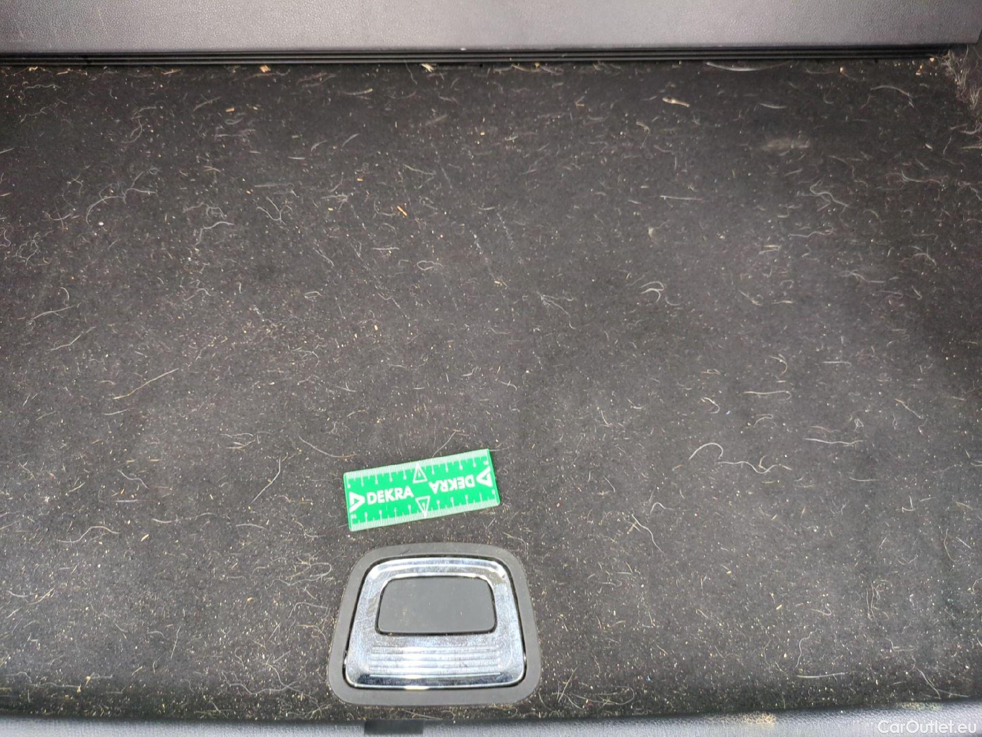  Mercedes  B-Klasse MERCEDES-BENZ Classe B 5p Monovolume B 180 d Business #24