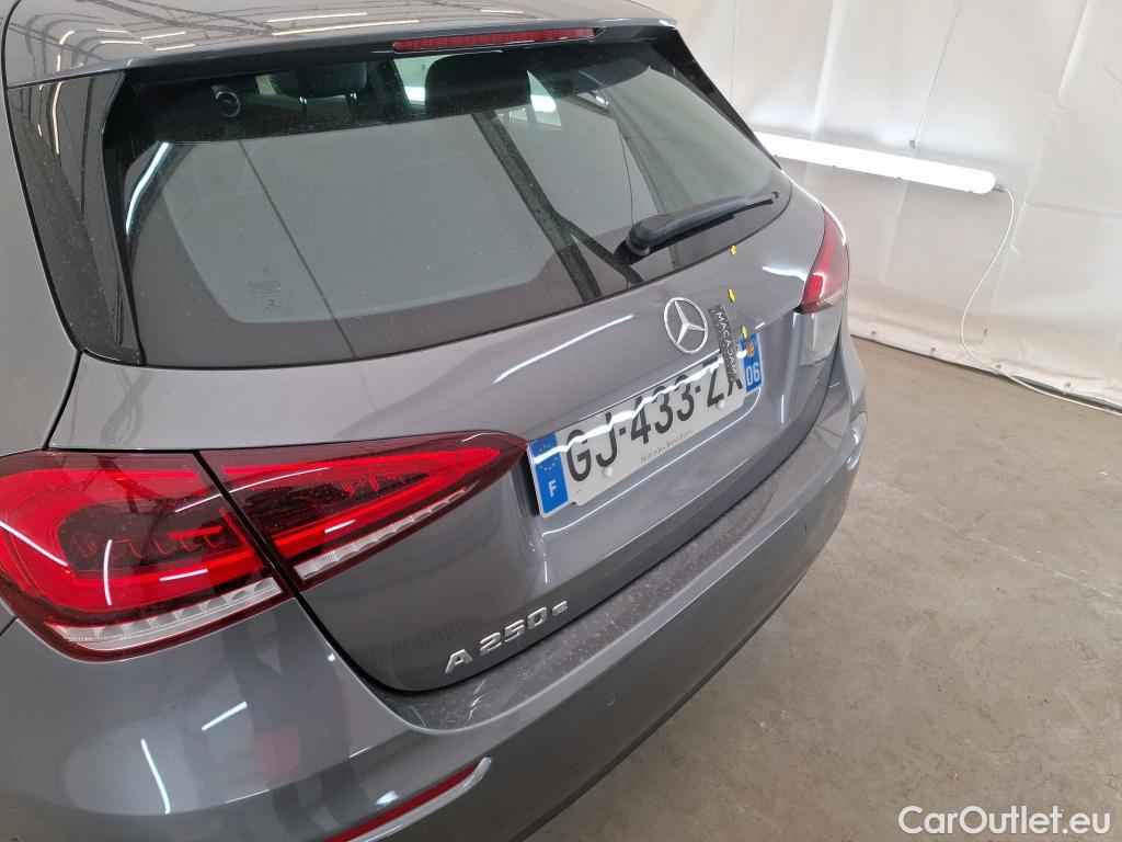  Mercedes  A-Klasse MERCEDES-BENZ Classe A Compact / 2018 / 5P / Berline A 250 e Business Line 8G-DCT #25