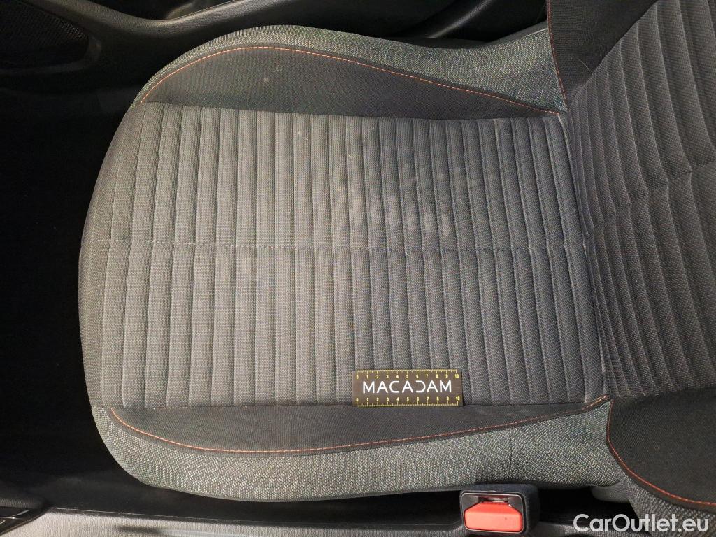  Peugeot  2008  Active Pack 1.5 HDi 110CV BVM6 E6d #28