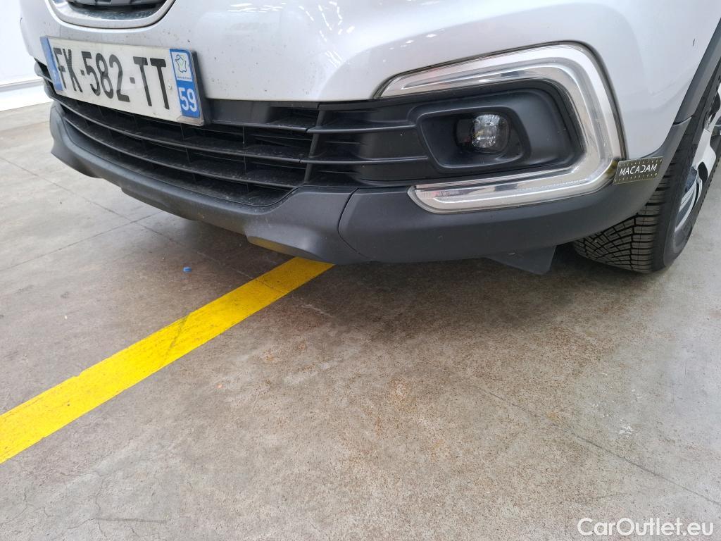  Renault  Captur RENAULT  / 2017 / 5P / Crossover Business dCi 90 #36