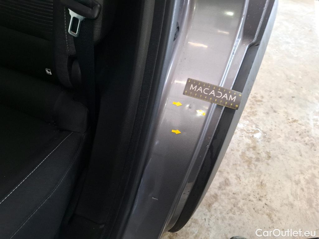  Renault  Captur  II Business 1.5 dCi 95CV BVM6 E6dT #18