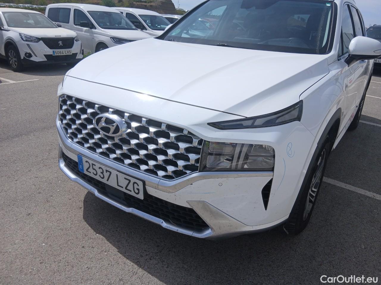  Land Rover  Discovery HYUNDAI Santa Fe / 2021 / 5P / todoterreno 2.2 CRDi Tecno DCT 4x2 #7