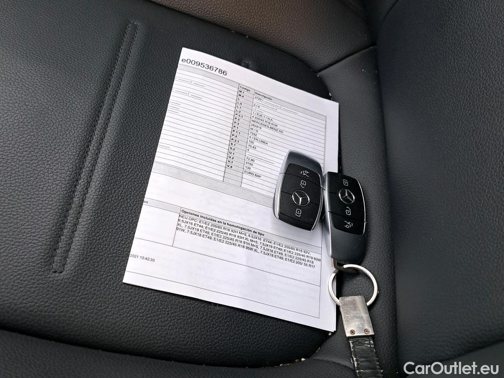  Mercedes  CLA-Klasse Clase CLA CLA 180 (118.684) 1.3 135CV AT7 E6d #11