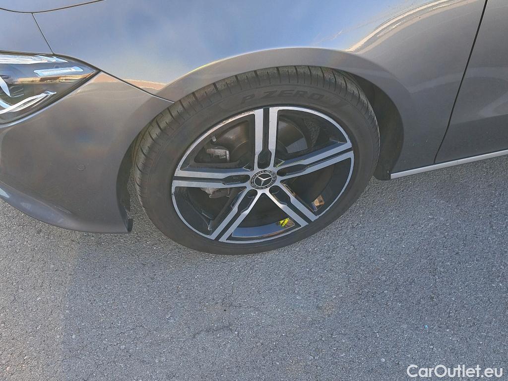  Mercedes  CLA-Klasse Clase CLA CLA 180 (118.684) 1.3 135CV AT7 E6d #3