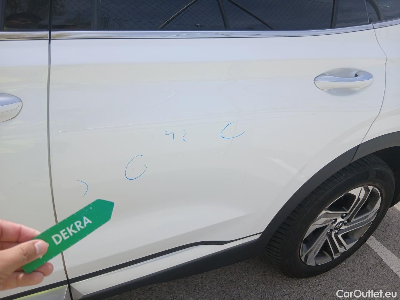  Land Rover  Discovery HYUNDAI Santa Fe / 2021 / 5P / todoterreno 2.2 CRDi Tecno DCT 4x2 #17