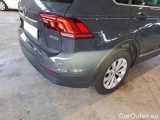  Volkswagen  Tiguan VOLKSWAGEN  / 2016 / 5P / SUV 2.0 TDI SCR 110KW BUSINESS BMT 4MOT DSG #51