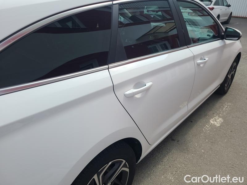 Hyundai  i30   cw (PD)(2017->)  kom.1.6CRDi 115 Smart #17