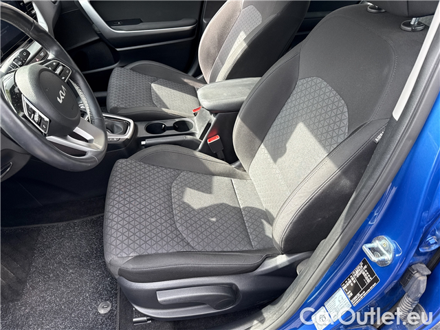  KIA  Cee'd Ceed SW 1.5 T-GDI 118 Spin AT #4