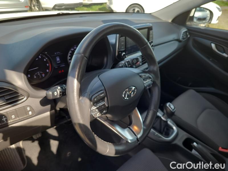  Hyundai  i30  (PD)(01.2017  ->)  kom.1.0TGDI Family Comf #4