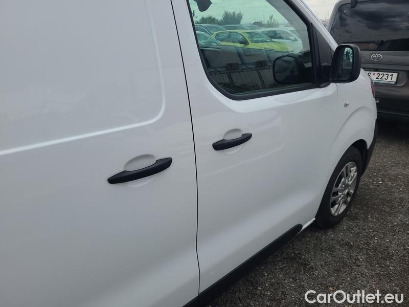  Citroen  Jumpy  LCV (2016)  Furgon 1.5BHDI 120 L2H1+ #19