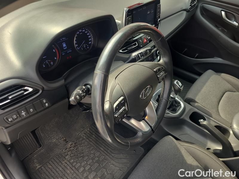  Hyundai  i30   cw (PD)(2017->)  kom.1.6CRDi 115 Smart #9