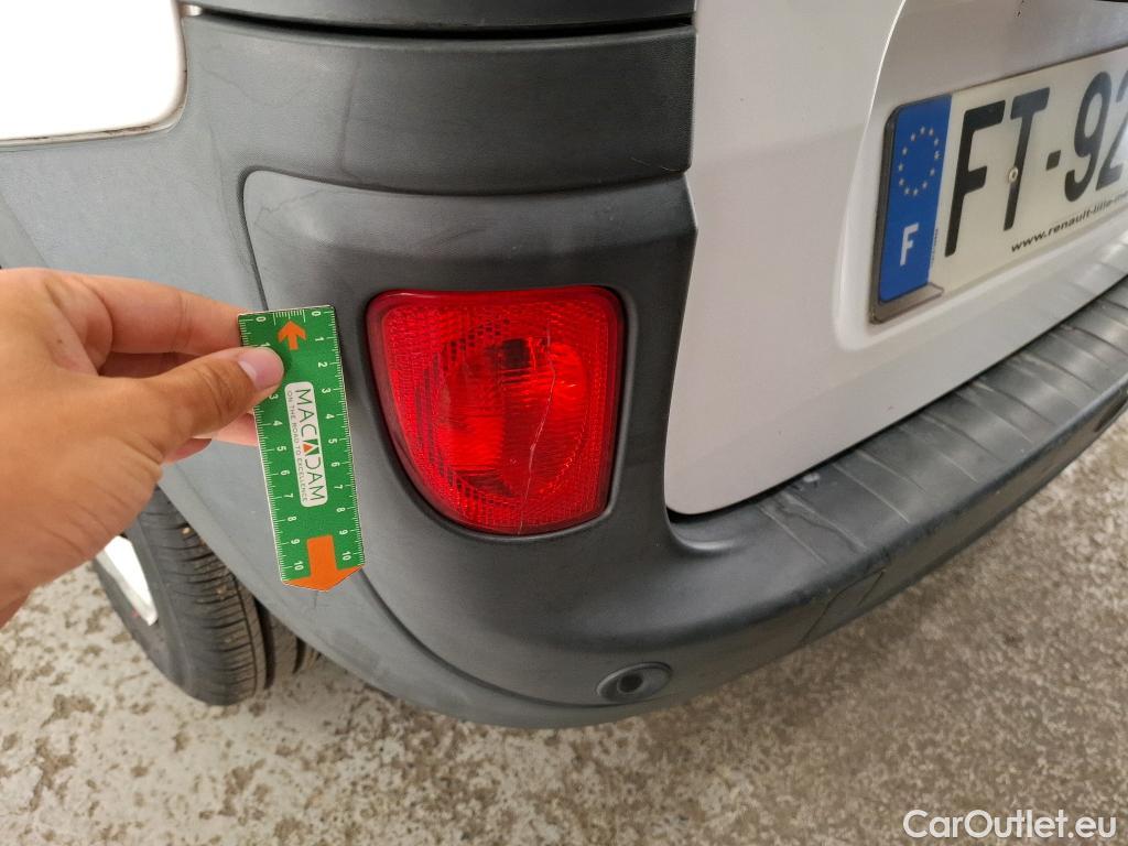  Renault  Kangoo  II Express Extra (Série Spéciale) 1.5 dCi 80CV BVM6 E6dT #26