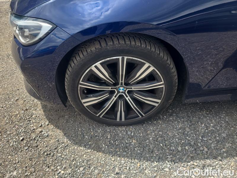  Bmw  Serie 3  Touring (F31) (2015) 320d hyb.Touring xDrive AT #25