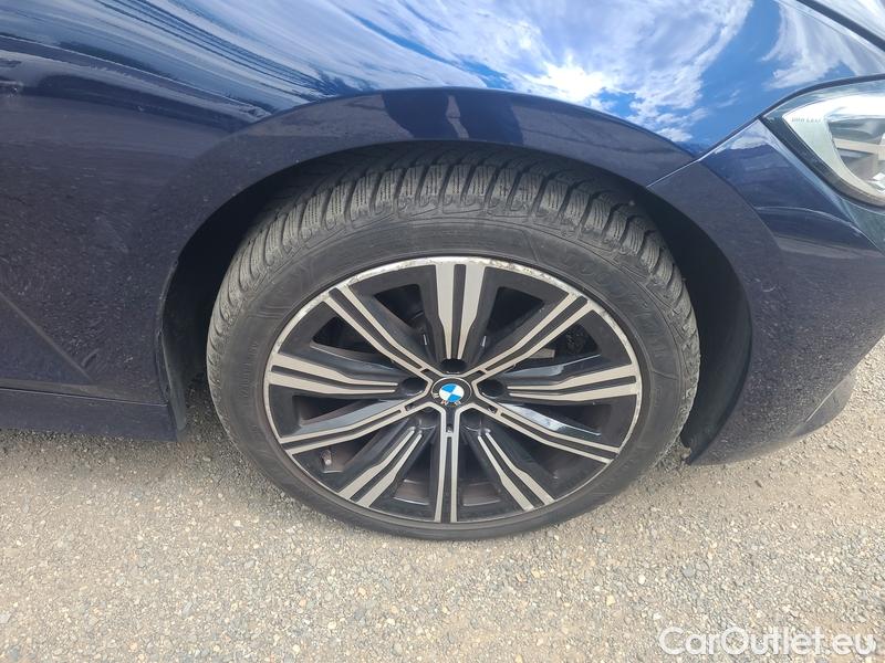  Bmw  Serie 3  Touring (F31) (2015) 320d hyb.Touring xDrive AT #3