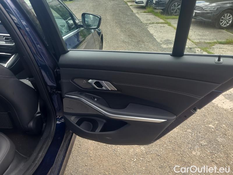  Bmw  Serie 3  Touring (F31) (2015) 320d hyb.Touring xDrive AT #21