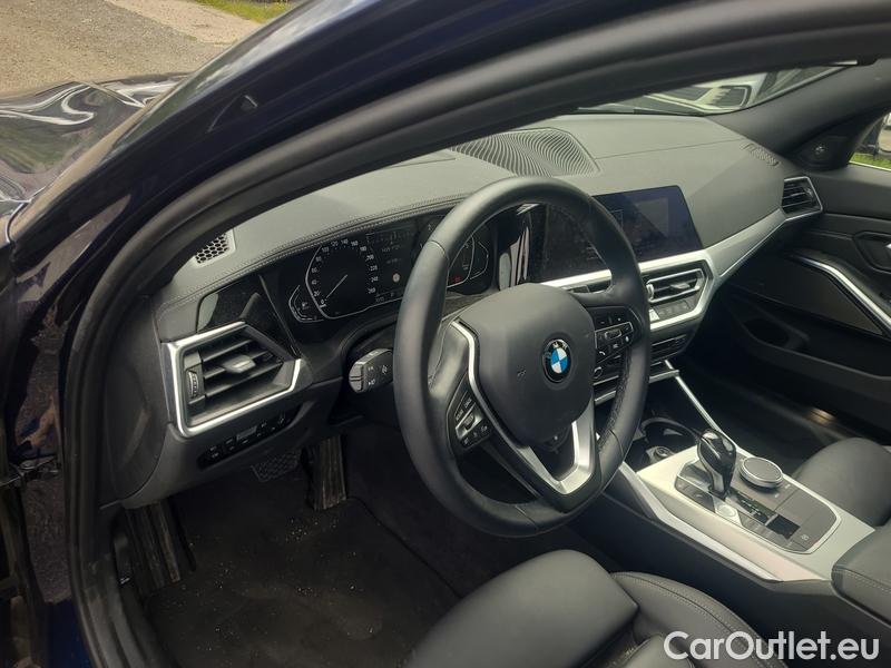  Bmw  Serie 3  Touring (F31) (2015) 320d hyb.Touring xDrive AT #16