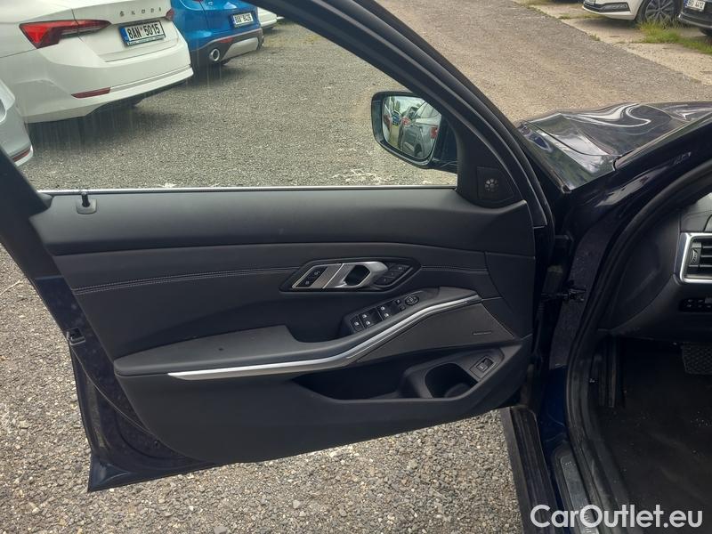 Bmw  Serie 3  Touring (F31) (2015) 320d hyb.Touring xDrive AT #15