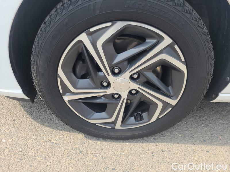  Hyundai  i30   cw (PD)(2017->)  kom.1.6CRDi 115 Smart #4