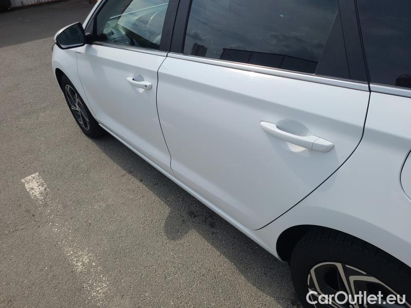  Hyundai  i30   cw (PD)(2017->)  kom.1.6CRDi 115 Smart #12