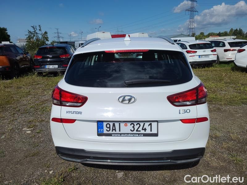 Hyundai  i30  (PD)(01.2017  ->)  kom.1.0TGDI Family Comf #10