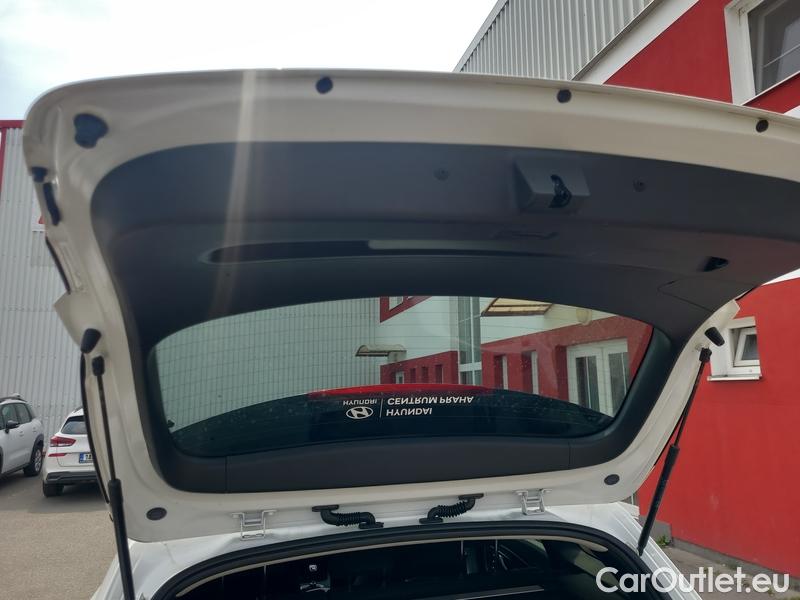  Hyundai  i30   cw (PD)(2017->)  kom.1.6CRDi 115 Smart #13
