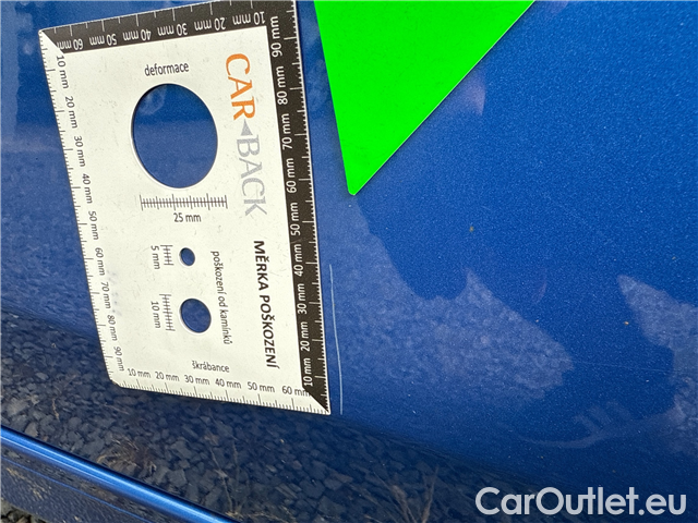  KIA  Cee'd Ceed SW 1.5 T-GDI 118 Spin AT #8
