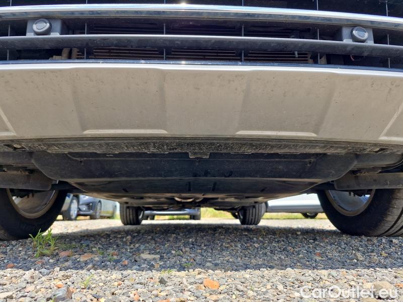  Volkswagen  Tiguan  (AX1)(2020)  2.0TDI 110 Elegan 4M AT #2