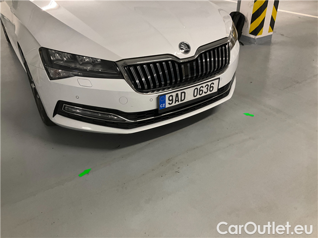  Skoda  Superb Supe.com.2.0TDI 147 Style Aut #2