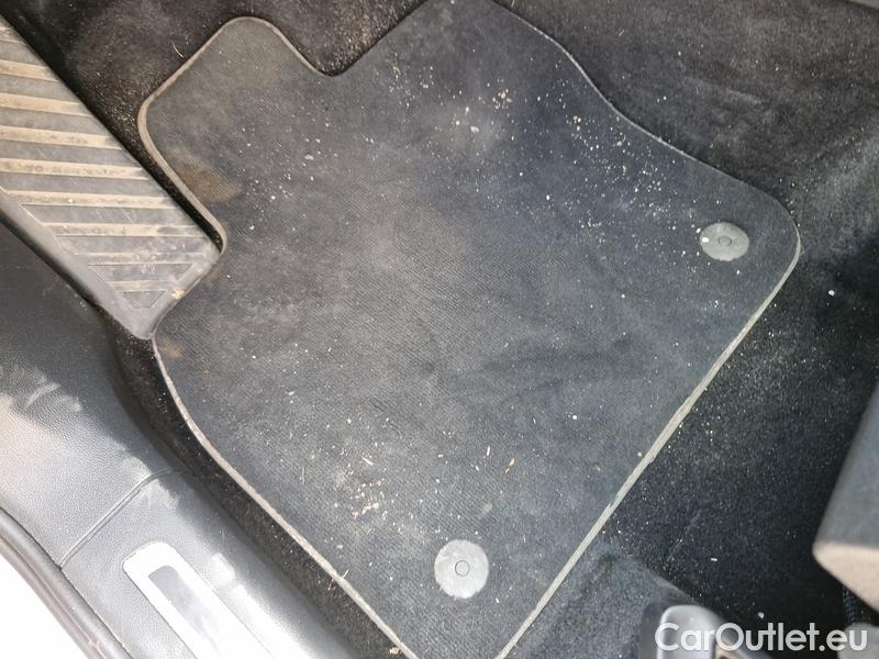  Volkswagen  Tiguan  (AX1)(2020)  2.0TDI 110 Elegan 4M AT #10