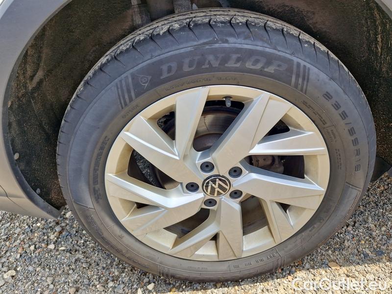  Volkswagen  Tiguan  (AX1)(2020)  2.0TDI 110 Elegan 4M AT #16
