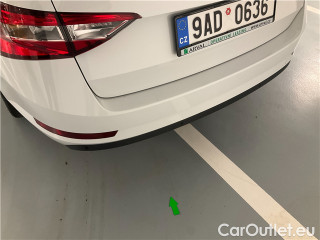  Skoda  Superb Supe.com.2.0TDI 147 Style Aut #1