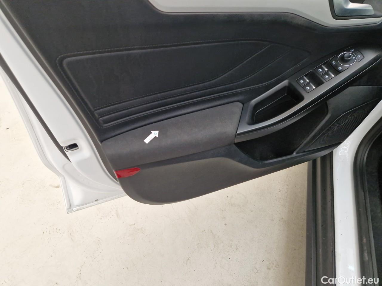  Ford  Focus 1.0 EcoBoost 100CP Trend Connected #33