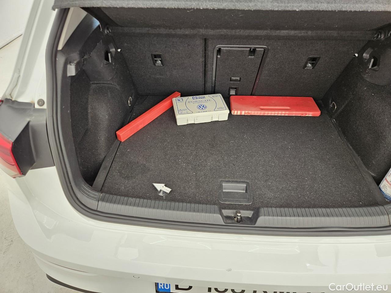  Volkswagen  Golf  Life 1.5 eTSI ACT DSG mild-Hybrid #78