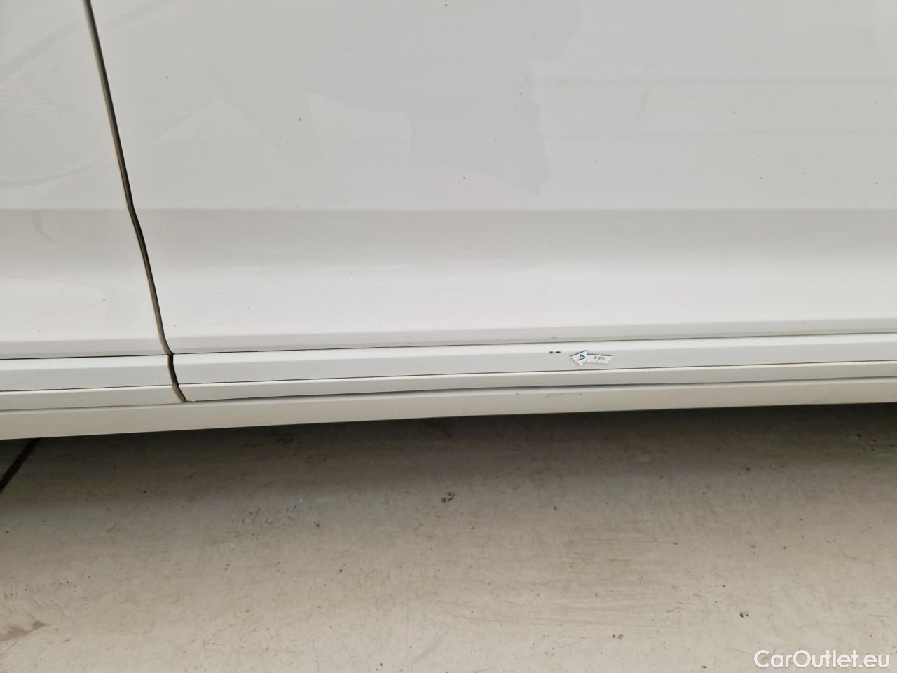  Volkswagen  Passat Comfortline 2.0 TDI 122CP DSG #17
