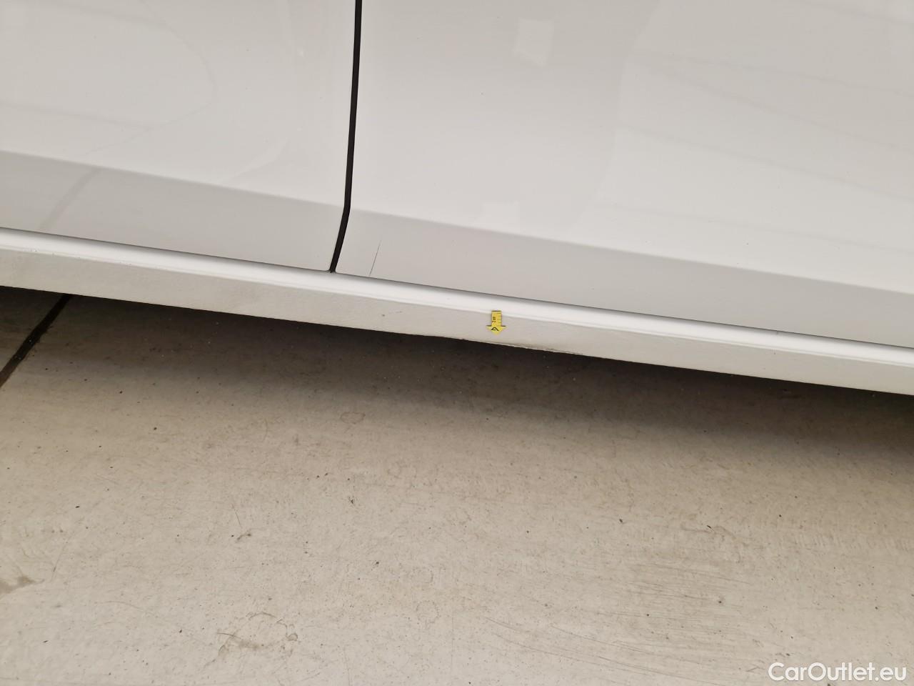  Volkswagen  Golf  Life 1.5 eTSI ACT DSG mild-Hybrid #16