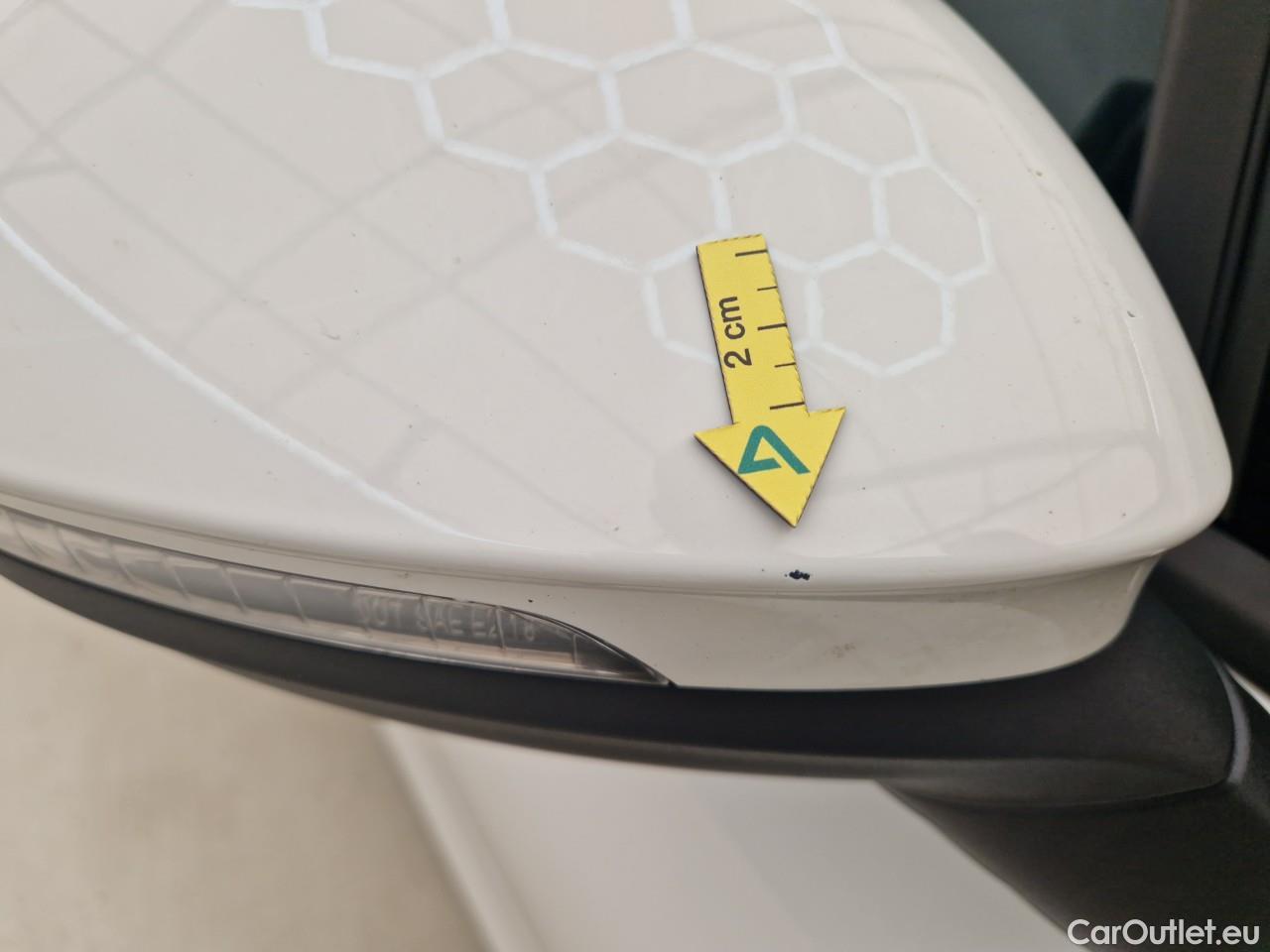  Volkswagen  Golf  Life 1.5 eTSI ACT DSG mild-Hybrid #16
