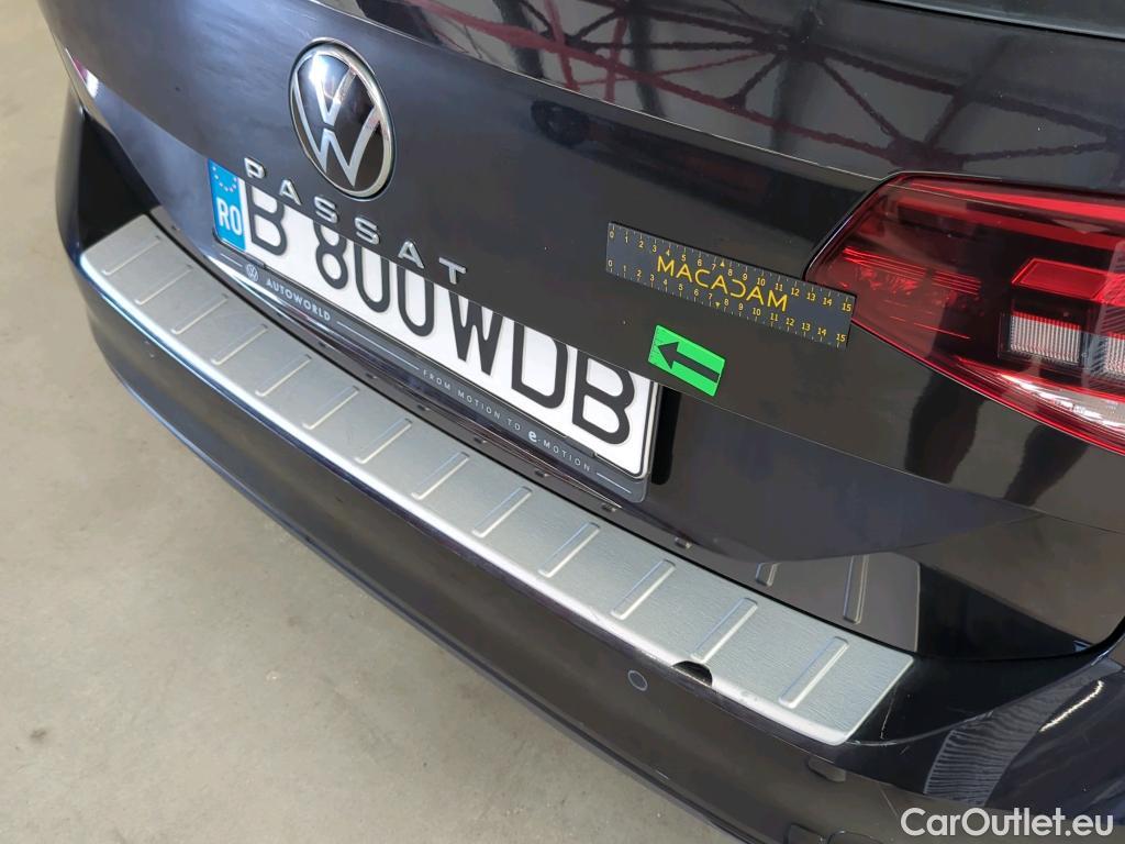  Volkswagen  Passat Var.Comfortline 2.0 TDI DSG 150 CP #25
