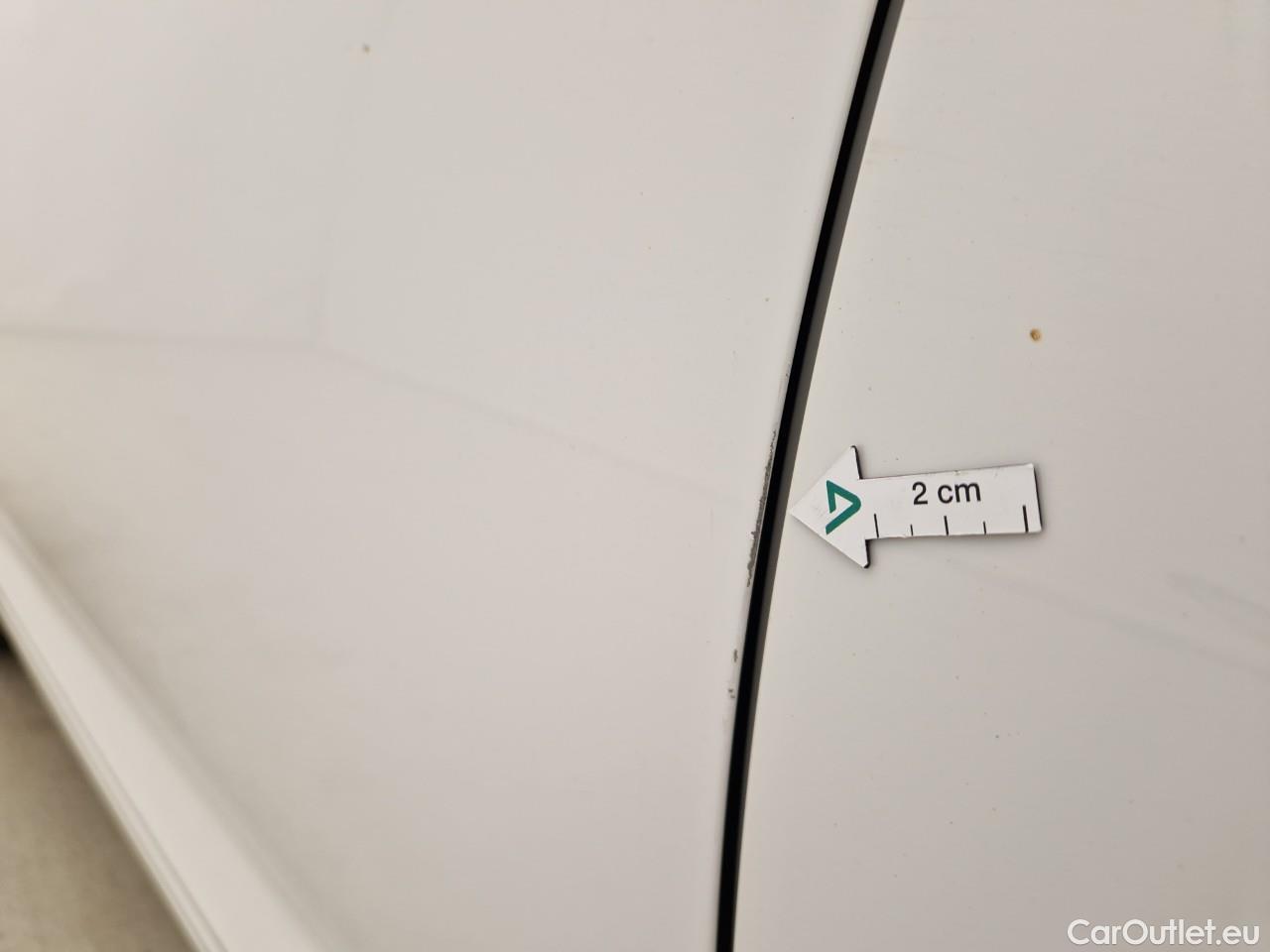  Volkswagen  Passat Comfortline 2.0 TDI 122CP DSG #2
