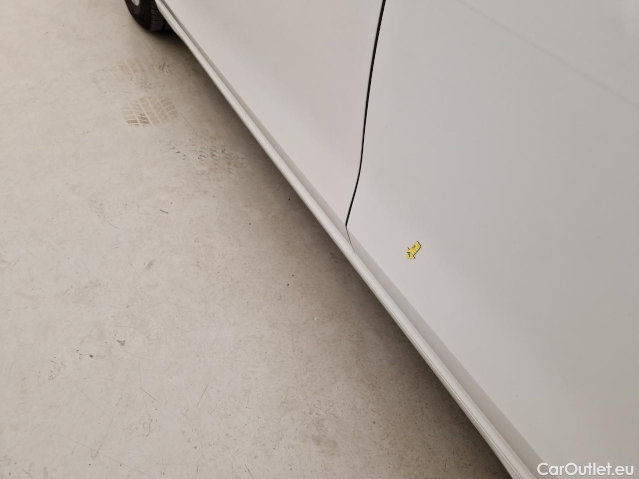  Volkswagen  Golf  Life 1.5 eTSI ACT DSG mild-Hybrid #4