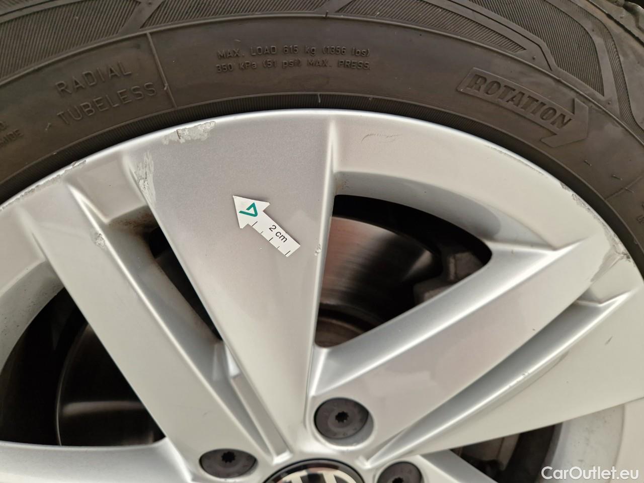  Volkswagen  Golf  2.0 TDI 116HP DSG Life Variant #17